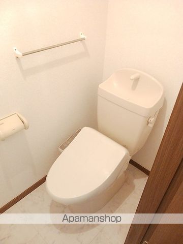 ロイヤルコート春日 A棟の内装写真