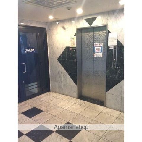 スリーデイズ新大阪の玄関写真