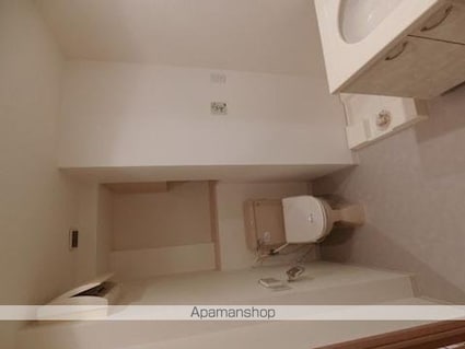 東京都渋谷区幡ヶ谷２丁目[1DK/33.96m2]のトイレ