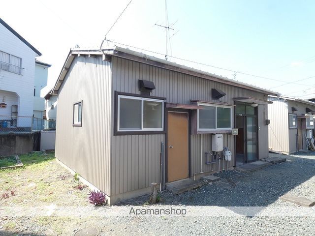入野町16115-10貸家の外観写真