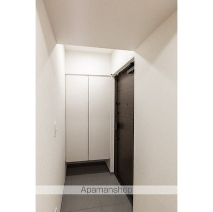 ＬａＳａｎｔｅ　上野[2LDK/42.2m2]の玄関