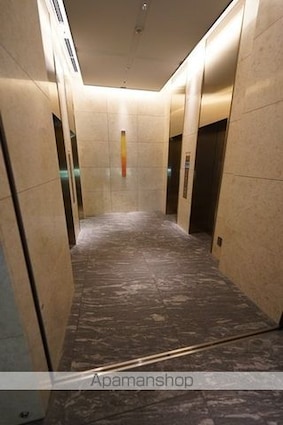 東京都新宿区四谷４丁目[3LDK/74.92m2]の共用部7