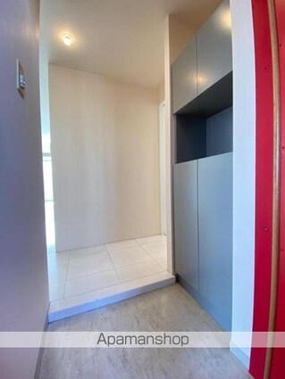 コリドールエスト[1R/41.44m2]の玄関