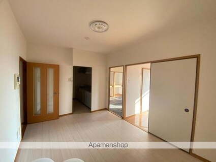 ハイクレスト高松[3LDK/56.7m2]の内装1