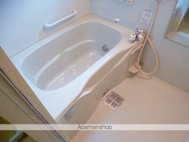 グレンビラII番館の内装写真