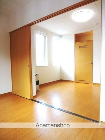 フロンティア北10条の内装写真