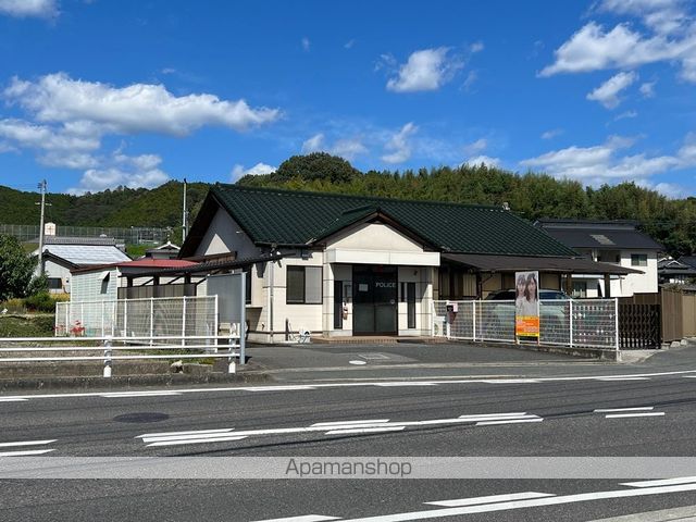 シンフォニーIの周辺写真