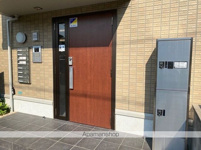 シャルマンコート豊中の玄関写真
