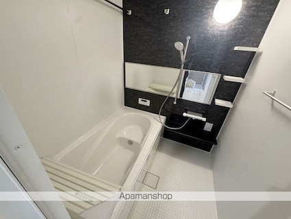 ＤーＲＯＯＭ小田原２丁目Ｂ[1LDK/41.7m2]のバス