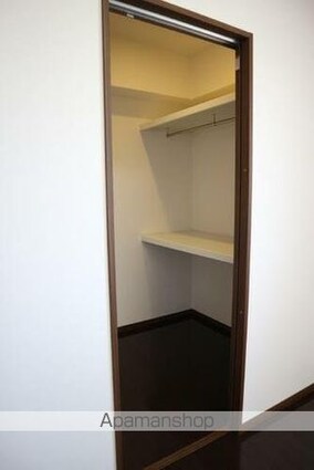 アルテマイスター中津瀬[2LDK/73.06m2]の収納