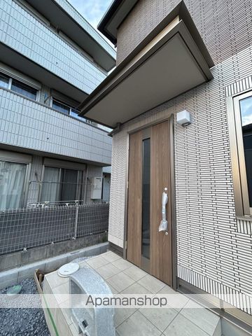 埼京線 南与野駅 徒歩13分 2階建 築4年の玄関写真