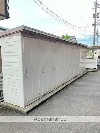 プラセール春日[3DK/65.53m2]の共用部1