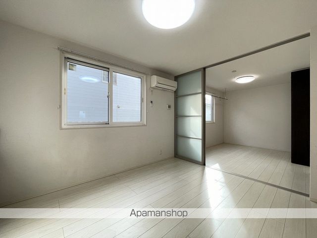 グリーンリーフ山の手の内装写真