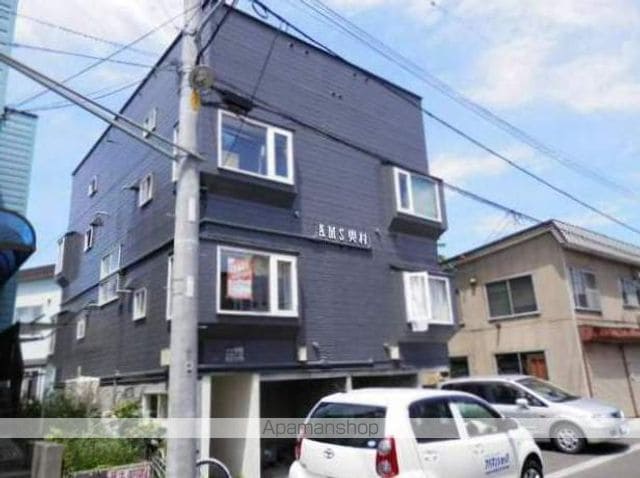 AMS奥村の玄関写真
