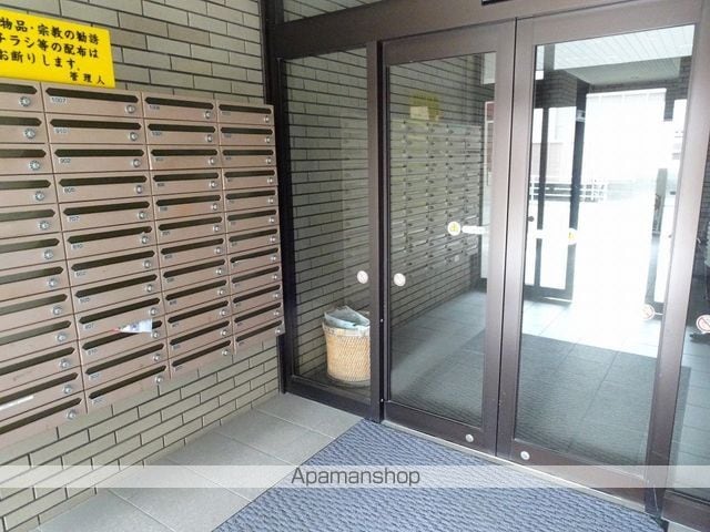 HIKOハイツの玄関写真