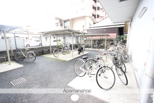 第16友建ビルの周辺写真