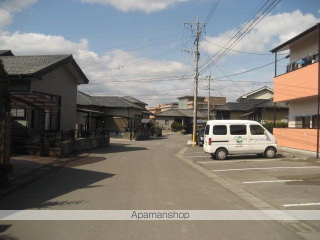 リバーサイド自由ヶ丘2号館の外観写真
