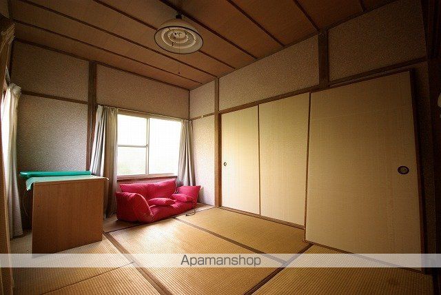 波多間アパートの内装写真