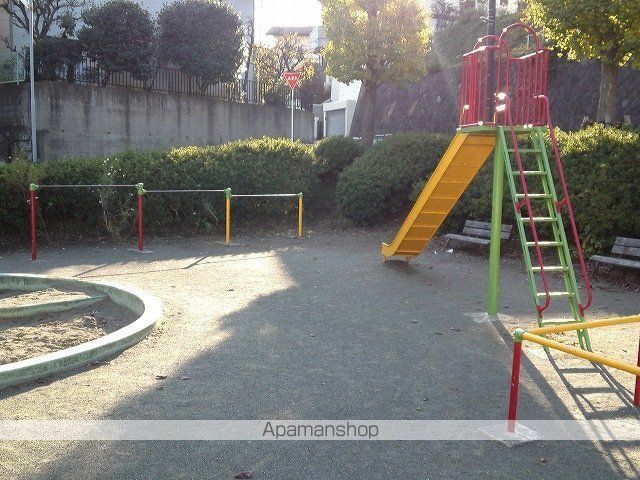 サンライズ鶴ケ谷の周辺写真