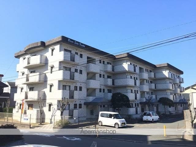 リバーサイド香椎の外観写真