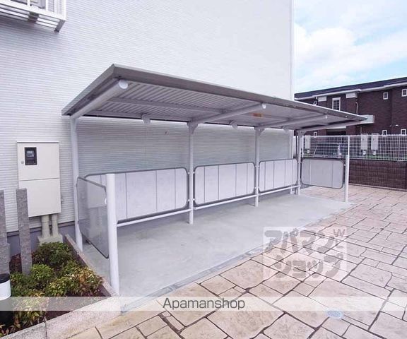 glanz CLK いちご館の外観写真