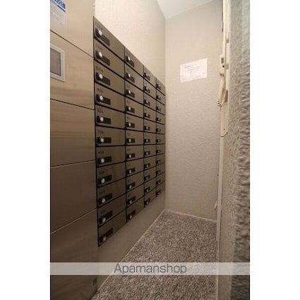 リンパクマンション[2LDK/64.6m2]の共用部3