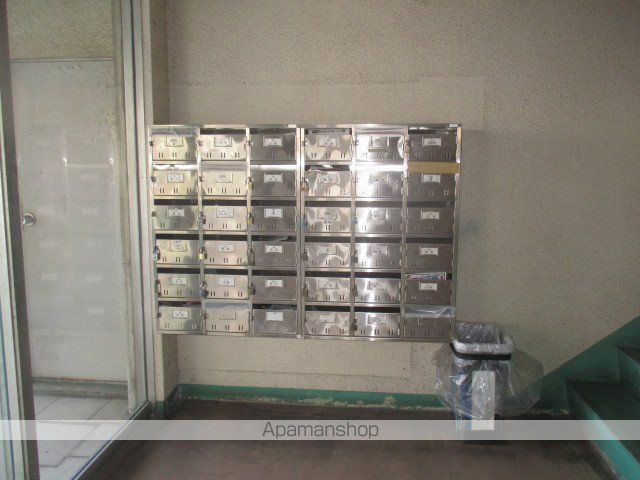 丸萬ハイツの内装写真