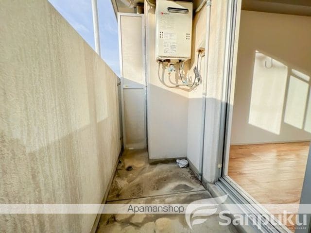 コスモリヴェール朝生田の内装写真