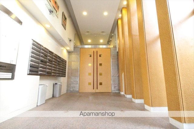 サンロワール江坂の外観写真