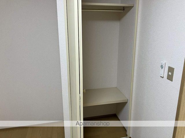プラネット駒の内装写真