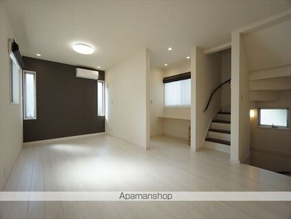 リーブルファイン芳野１号館[3SLDK/112.61m2]のリビング・居間