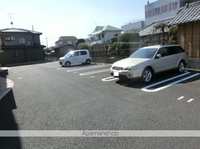 LIENのその他写真