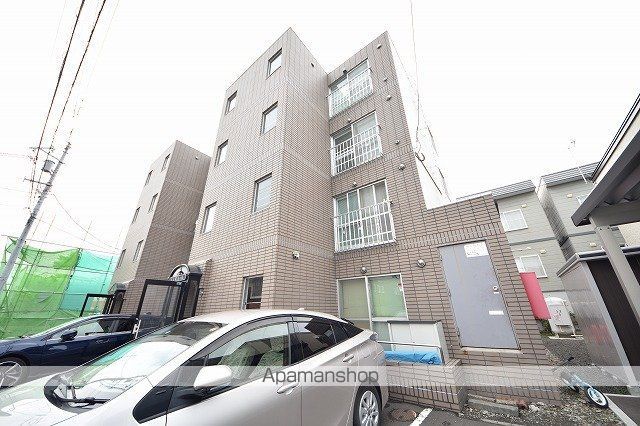 リラ A棟・B棟の外観写真