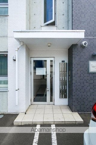 ティエラ栄通の玄関写真