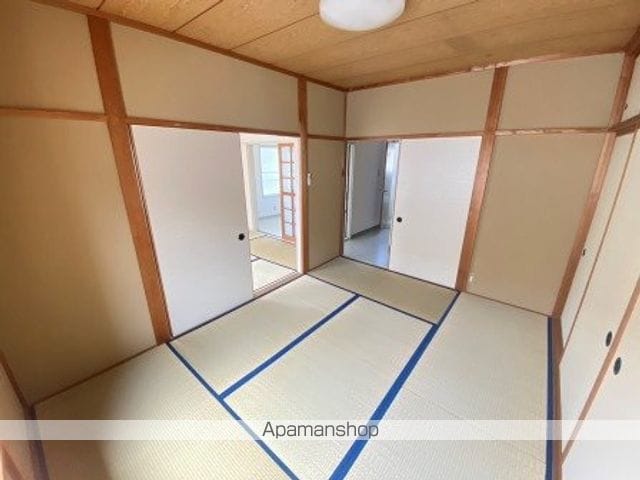 ロイヤルタウン紫竹Vの内装写真