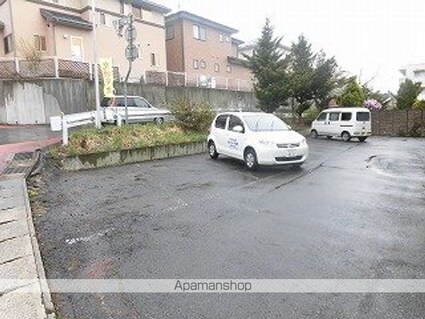 Ｐｒｉｍａｒｙ東黒石野[1K/26.08m2]の駐車場1