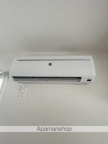 LIVING WITH MOTOの内装写真