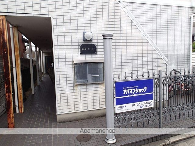 和歌山県和歌山市三沢町１丁目[1K/18m2]のエントランス
