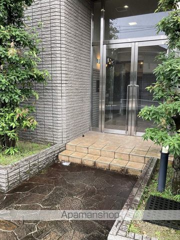 レスポワールIIIの玄関写真