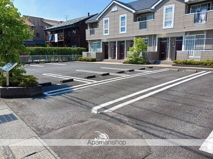 サンフローラ[2DK/42.77m2]の駐車場