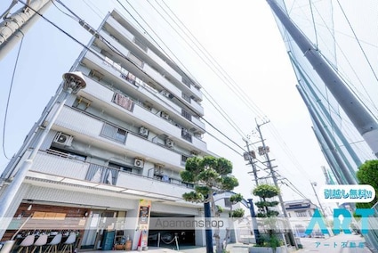 ラタンファミリアⅠ[2LDK/60.8m2]の外観2
