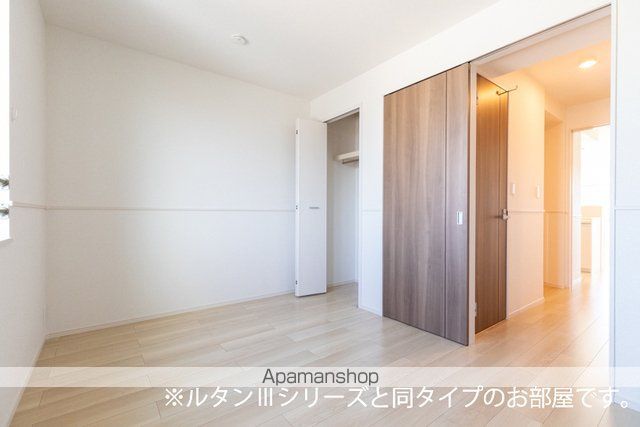 ラヴィアンローズの内装写真