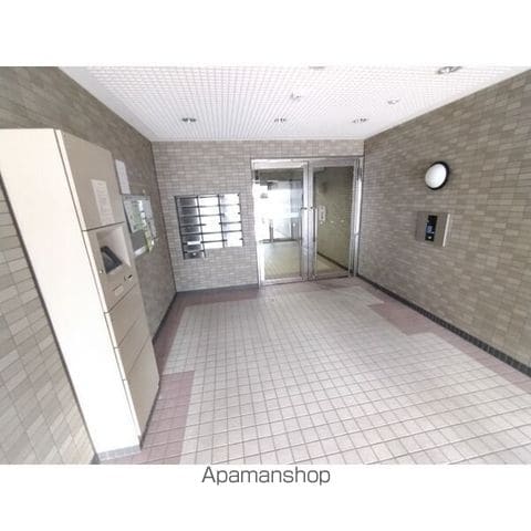 LUMINOUSの玄関写真