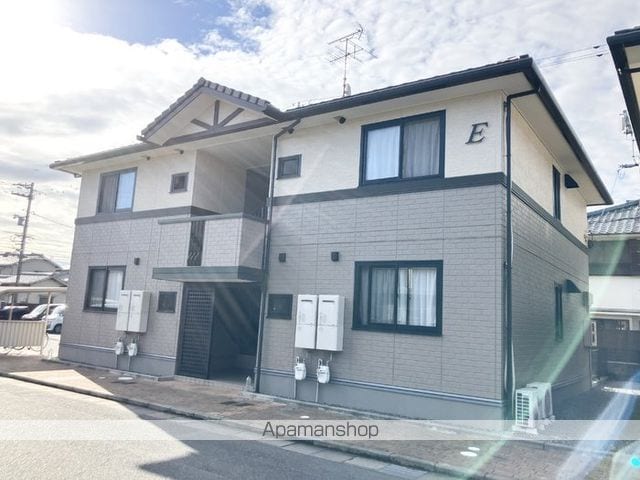 ロイヤルガーデンミルフィー E棟