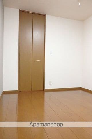 リビングタウン家代の里Aの内装写真