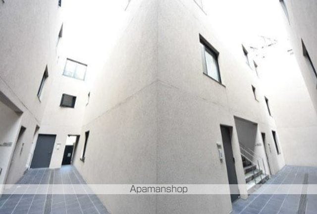 ポラスト代々木の外観写真