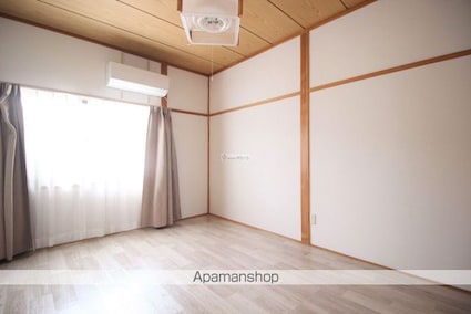 神村町　石岡貸家[4K/82.5m2]のリビング・居間