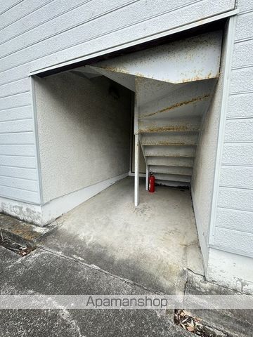 コーポオギノの玄関写真