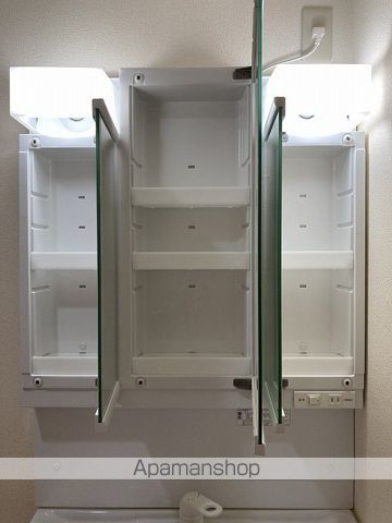 プラドール田川の内装写真