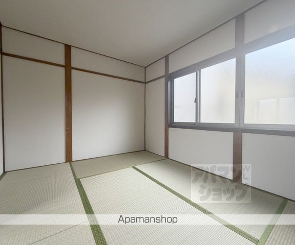 花園土堂町貸家の内装写真